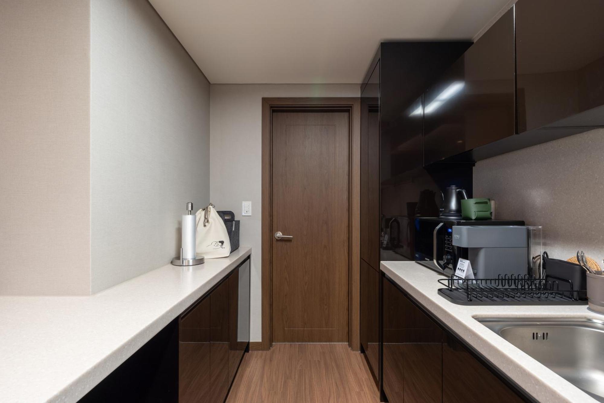 Urbanstay Haeundae Station Puszan Kültér fotó