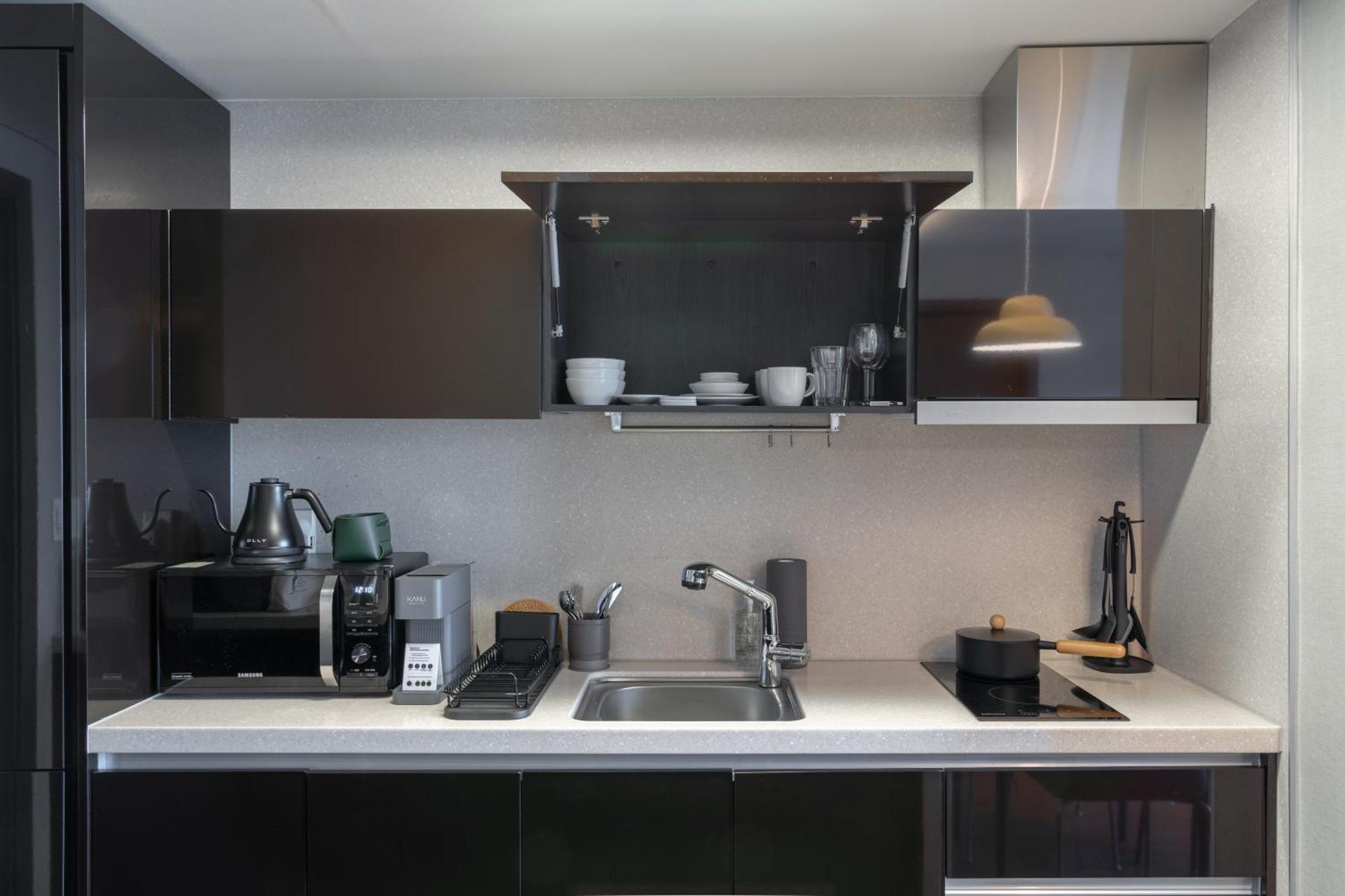 Urbanstay Haeundae Station Puszan Kültér fotó