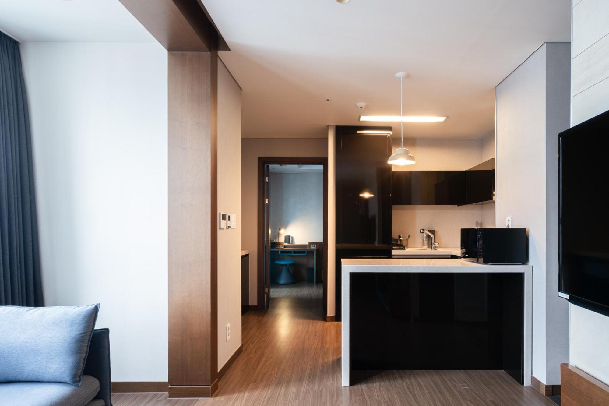 Urbanstay Haeundae Station Puszan Kültér fotó