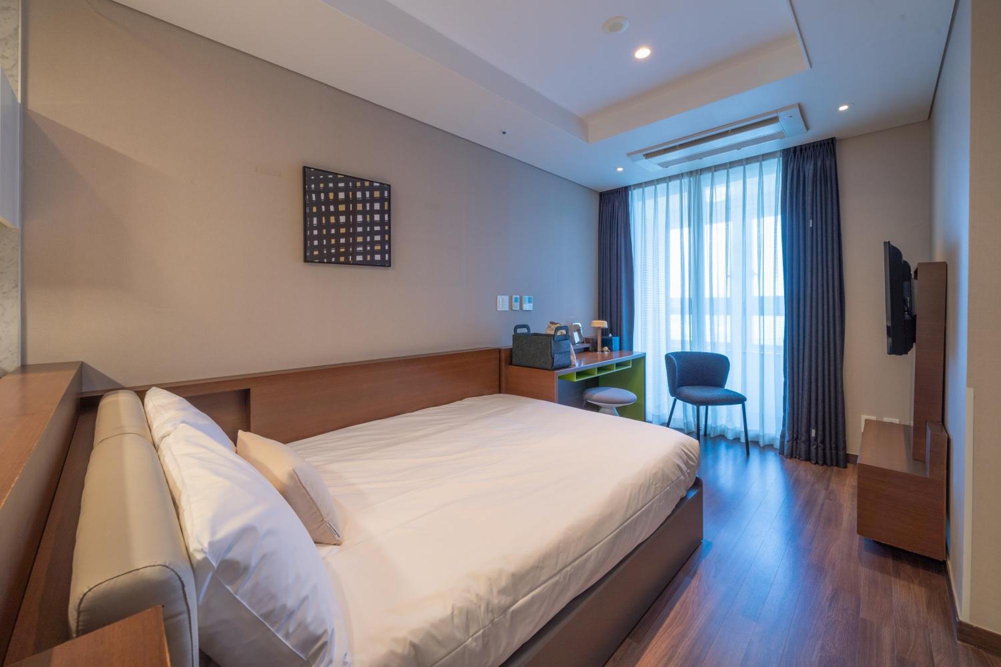 Urbanstay Haeundae Station Puszan Kültér fotó